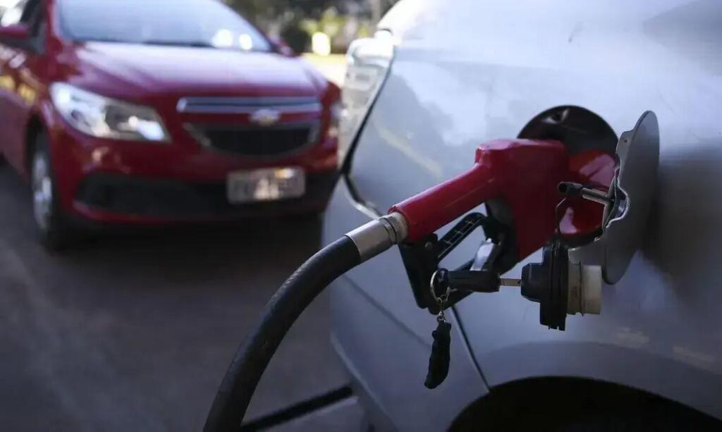 Como o conflito no Oriente Médio pode impactar o preço do petróleo no Brasil