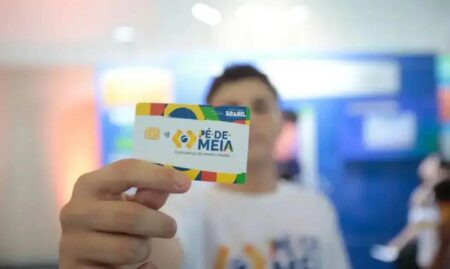 Início do pagamento da nova parcela do programa Pé-de-Meia nesta segunda