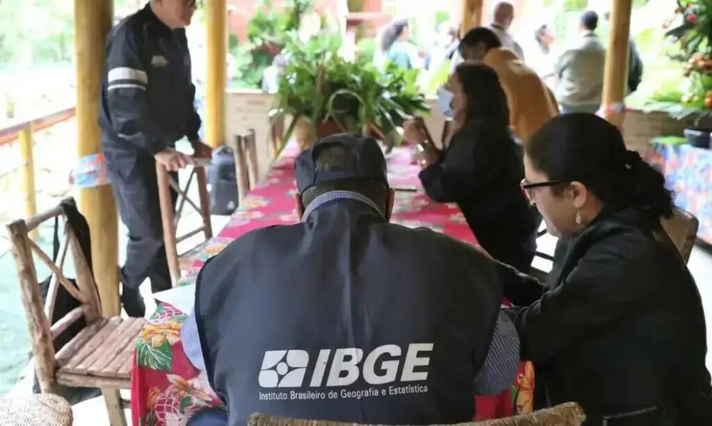 Ajuste nos Dados do IBGE: Uma Nova Era na PNAD Contínua de Desemprego