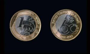Banco Central apresenta moeda comemorativa de R$ 1 pelos 60 anos